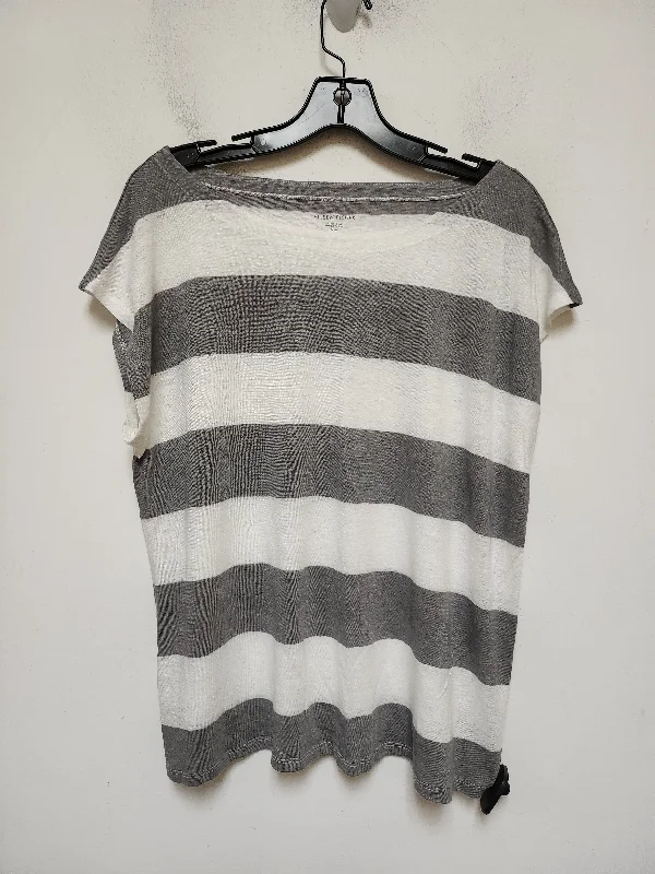 Top Sleeveless Basic By Eileen Fisher In Striped Pattern, Size: M